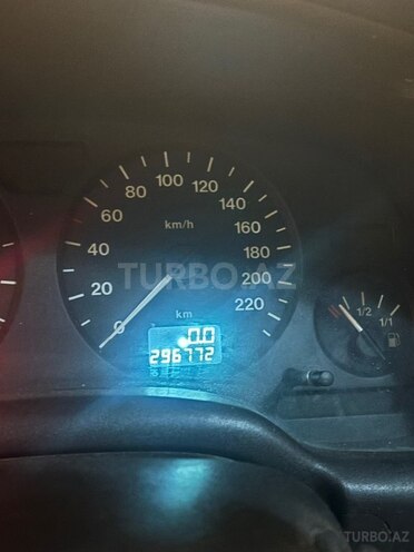 Opel Astra-13