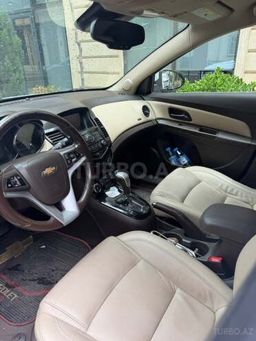 Chevrolet Cruze-5