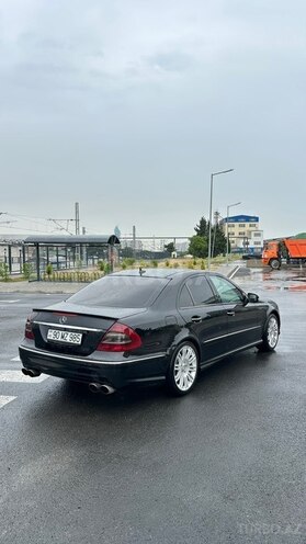 Mercedes E 280-5