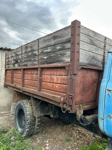 GAZ 53-3