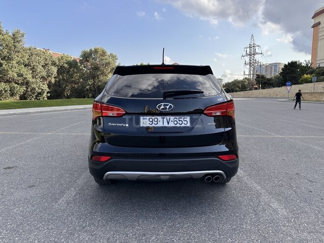 Hyundai Santa Fe-5