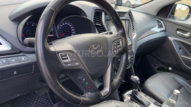 Hyundai Santa Fe-16