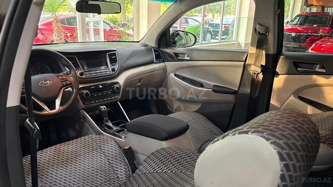 Hyundai Tucson-10