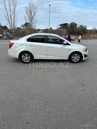 Chevrolet Aveo-9