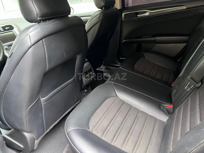 Ford Fusion (North America)-8