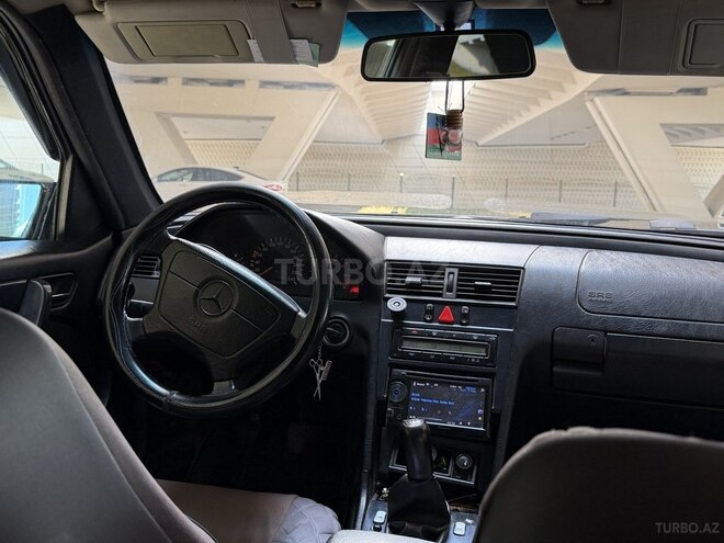 Mercedes C 180-3