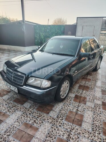 Mercedes C 200-7