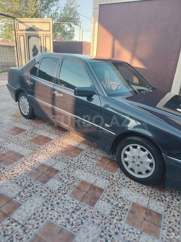 Mercedes C 200-6
