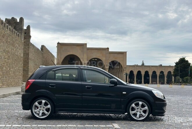 Kia Rio-6