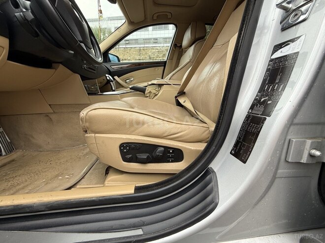BMW 530-3