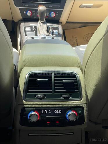 Audi A6-9