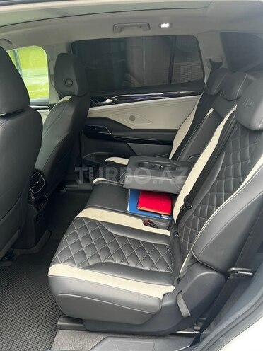Volkswagen ID.6 Crozz-5