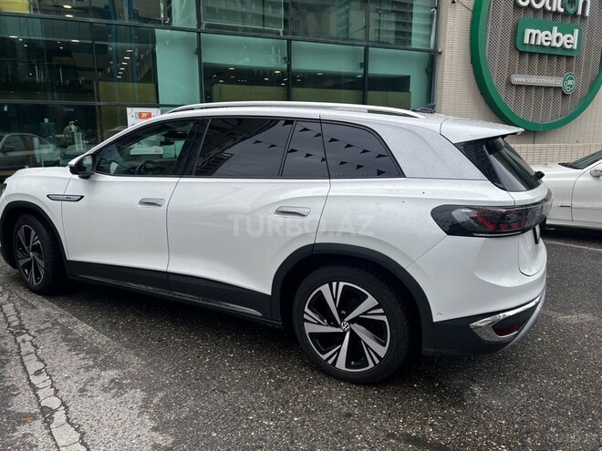 Volkswagen ID.6 Crozz-3