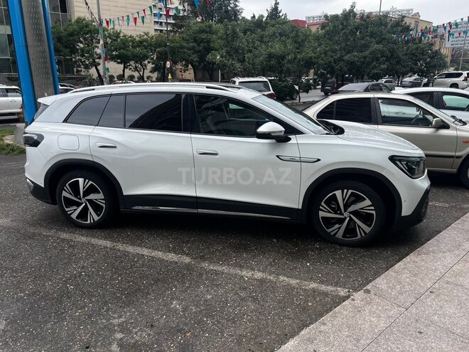 Volkswagen ID.6 Crozz-2