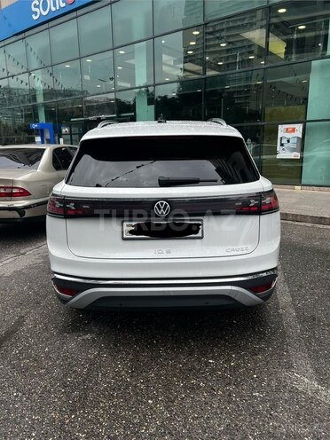Volkswagen ID.6 Crozz-4