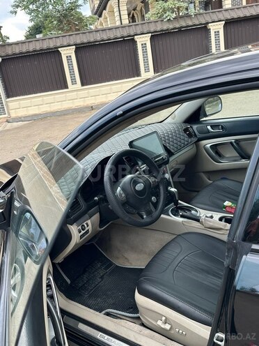 Subaru Legacy-5