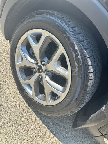 Kia Sorento-10