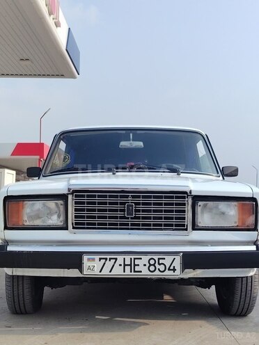 LADA (VAZ) 2107-1