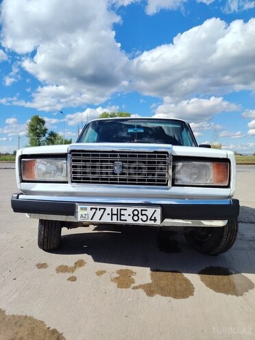 LADA (VAZ) 2107-15