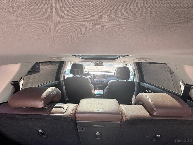 Kia Sorento-13