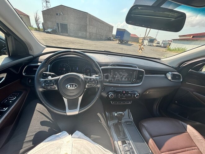 Kia Sorento-17