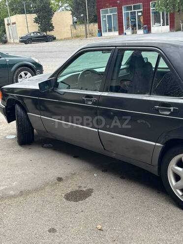 Mercedes 190-3