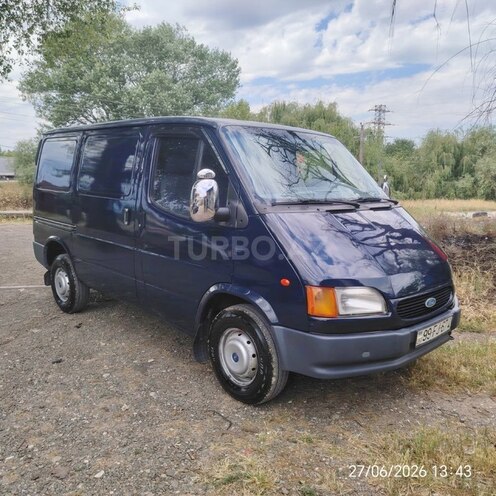 Ford Transit-14