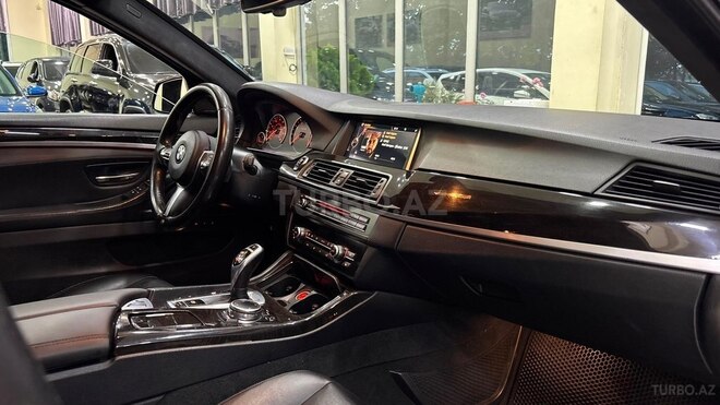 BMW 528-7