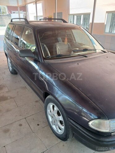 Opel Astra-4