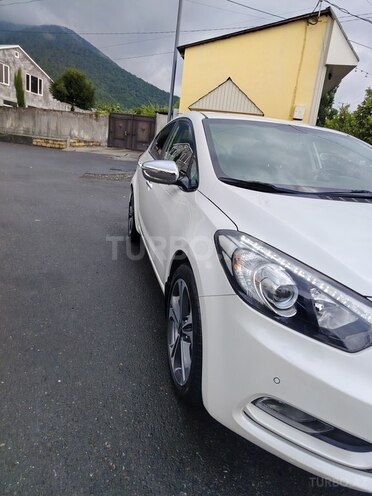Kia Cerato-15