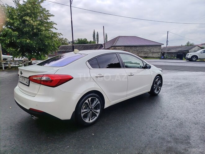 Kia Cerato-9