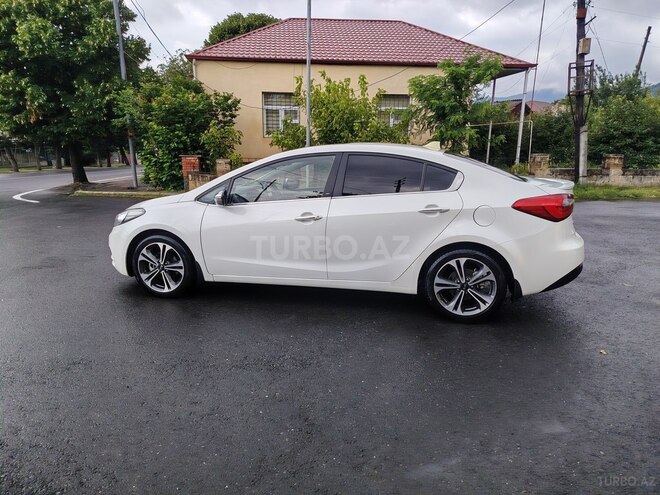 Kia Cerato-8