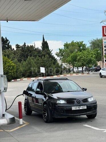 Renault Megane-2
