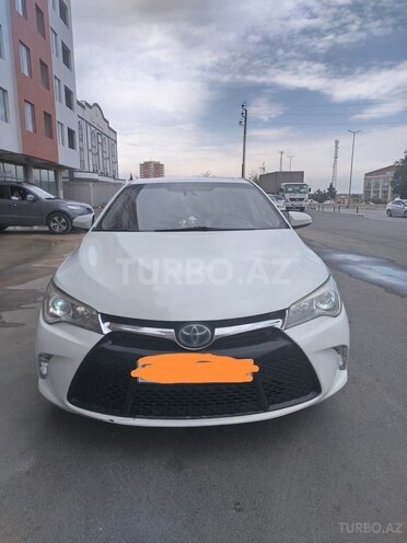 Toyota Camry-1