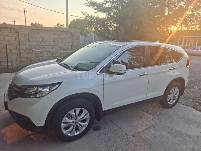 Honda CR-V-8