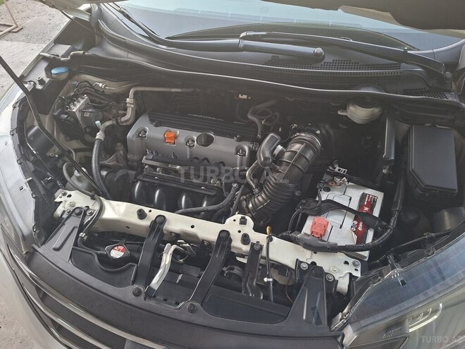 Honda CR-V-9