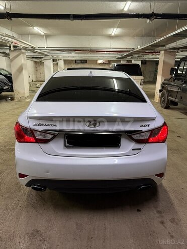 Hyundai Sonata-3