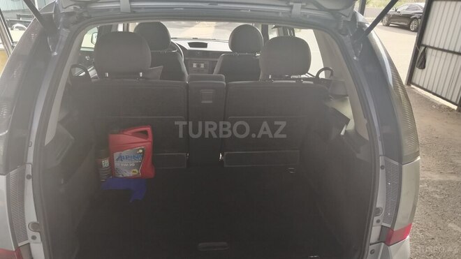 Opel Meriva-6