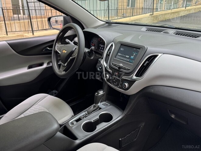 Chevrolet Equinox-12