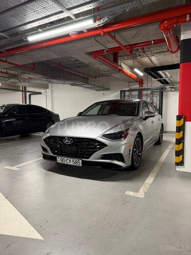 Hyundai Sonata-1