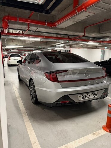 Hyundai Sonata-5