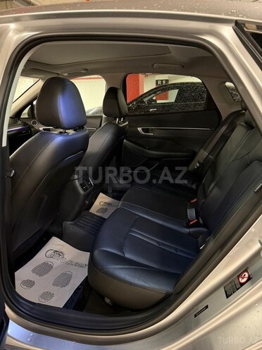 Hyundai Sonata-8