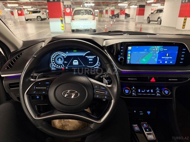 Hyundai Sonata-11