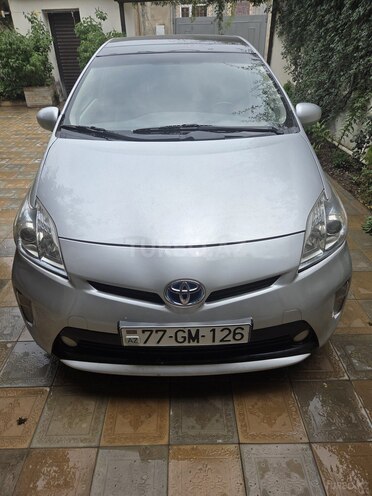 Toyota Prius-1