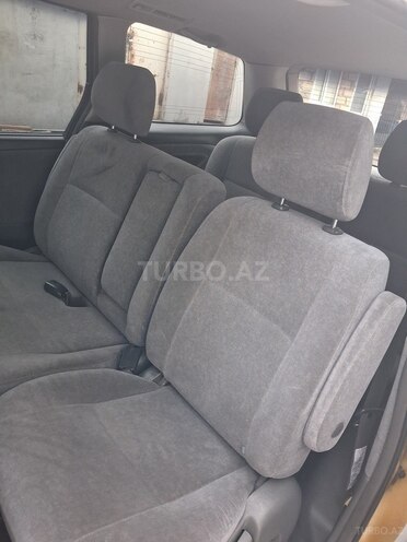 Toyota Previa-7