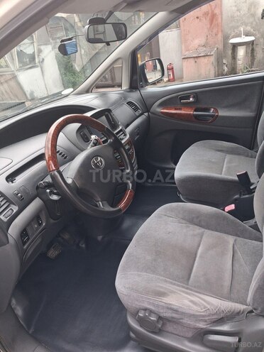 Toyota Previa-10
