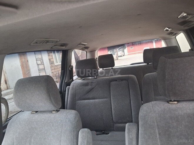 Toyota Previa-12