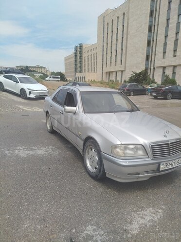 Mercedes C 220-6