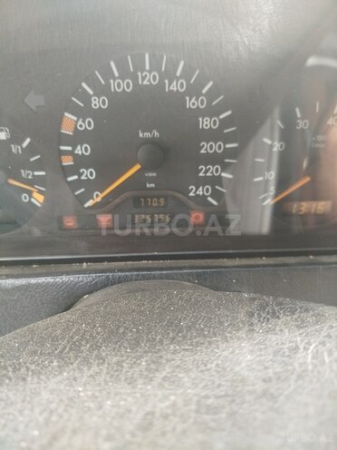 Mercedes C 220-12