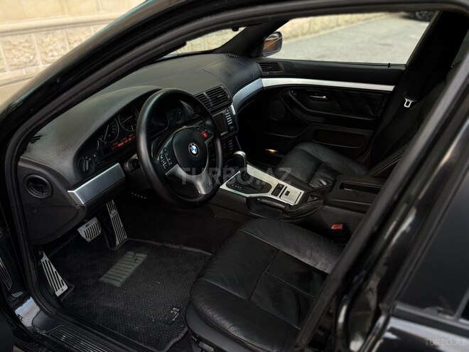 BMW 525-12
